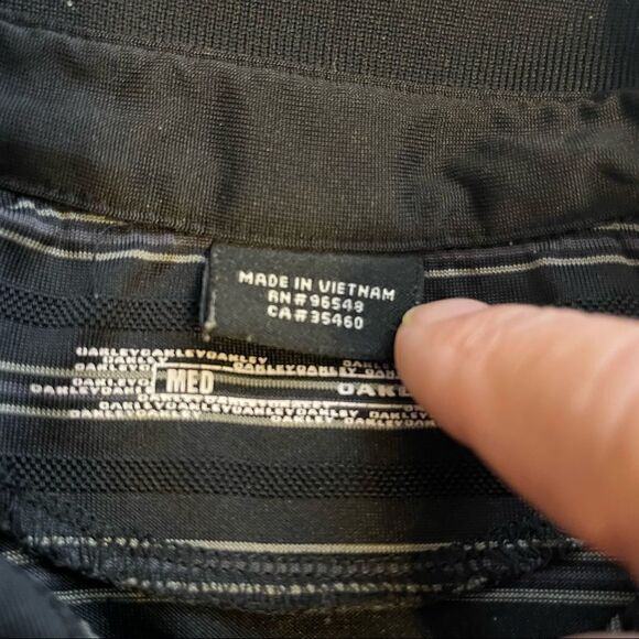 Oakley Black Short Sleeve Polo with Gray Stripes in Size Medium - Picture 3 of 5